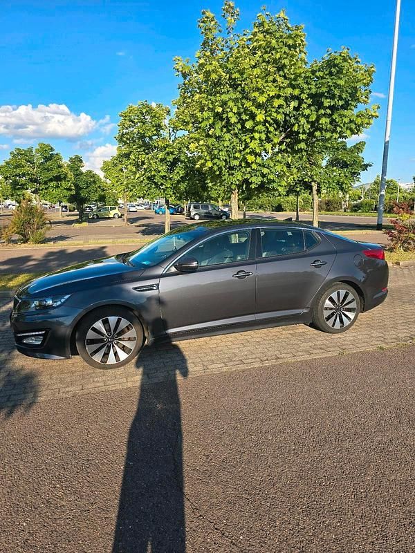 Gebraucht Kia Optima 136 PS (100 kW) 2013 Grau Limousine