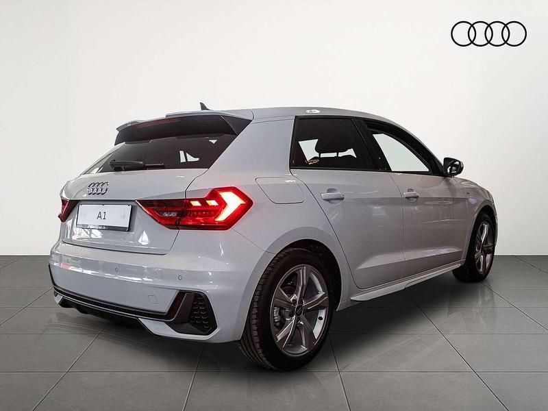 Nowe Audi A1 S-Line 150 KM (110 kW) 2026 Biały SUV