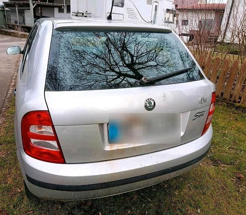 Second-hand Skoda Fabia 75 CP (55 kW) 2004 Argintiu Hatchback