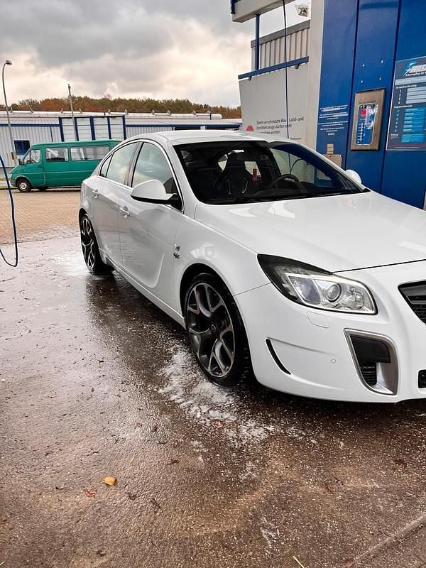 Gebraucht Opel Insignia OPC 325 PS (239 kW) 2009 Weiß Coupé