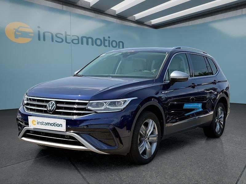Blau Gebraucht 2024 VW Tiguan SUV | 37.799 € (Fairer Preis) - Bild 1/4