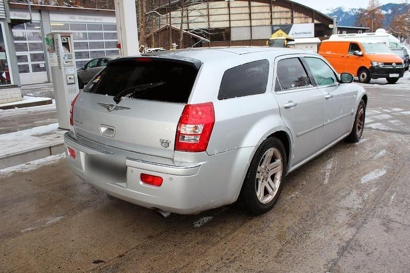 Gebraucht Chrysler 300C 249 PS (183 kW) 2005 Silber Kombi