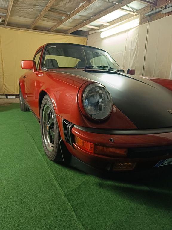 Rot Gebraucht 1983 Porsche 911 Coupé | 75.000 € - Bild 1/4