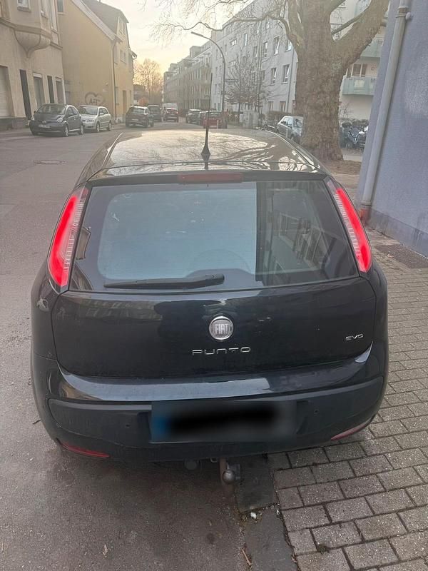 Gebraucht Fiat Punto 2010 Schwarz Kleinwagen