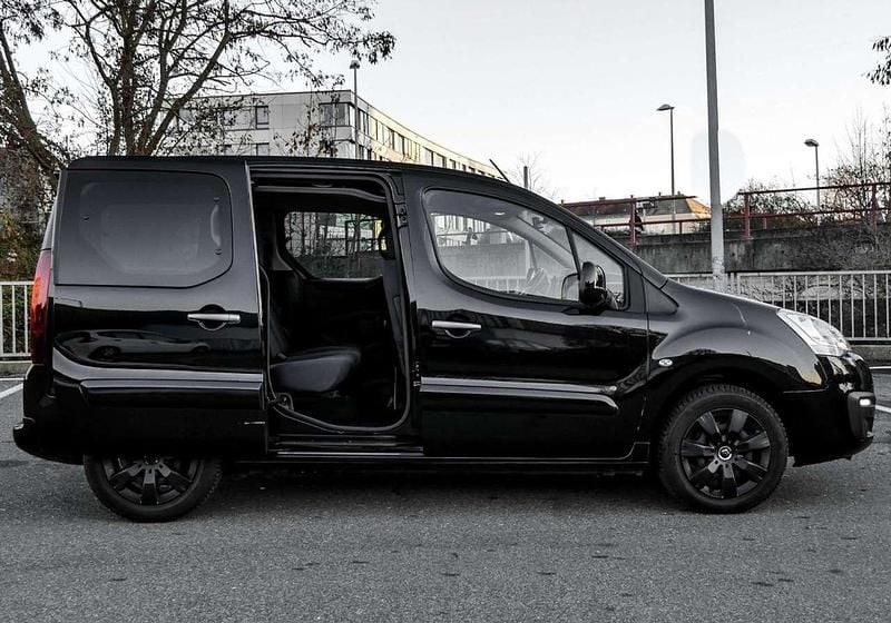 Gebraucht Citroën Berlingo 110 PS (80 kW) 2018 Schwarz Van / Kleinbus