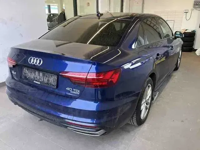 Gebraucht Audi A4 Advanced 204 PS (150 kW) 2020 Blau Limousine