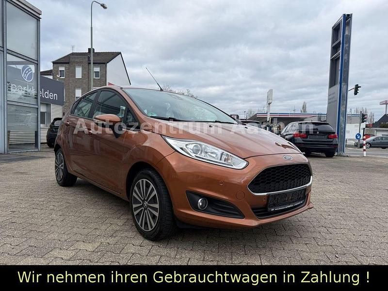 Gebraucht Ford Fiesta Titanium 101 PS (74 kW) 2017 Braun Kleinwagen