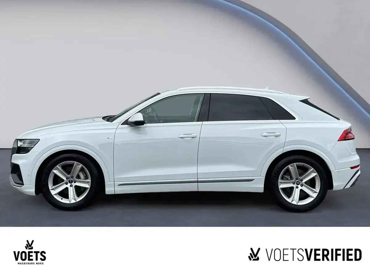 Gebraucht Audi Q8 S-Line 286 PS (210 kW) 2023 Weiß SUV