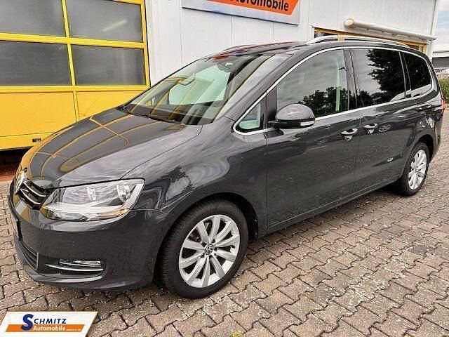 Gebraucht VW Sharan Highline 150 PS (110 kW) 2017 Grau Van / Kleinbus