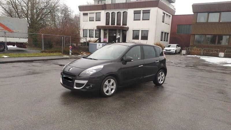 Schwarz Gebraucht 2011 Renault Scénic III Dynamique Van / Kleinbus | 1.850 € (Superpreis) - Bild 1/4