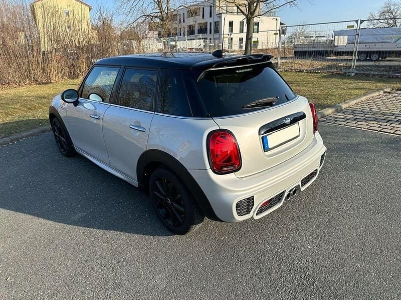 Gebraucht Mini Cooper S 192 PS (141 kW) 2019 Weiß Kleinwagen