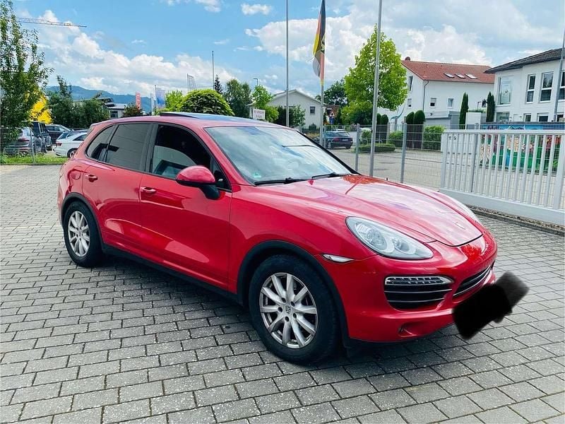 Rot Gebraucht 2012 Porsche Cayenne SUV | 18.850 € (Superpreis) - Bild 1/4