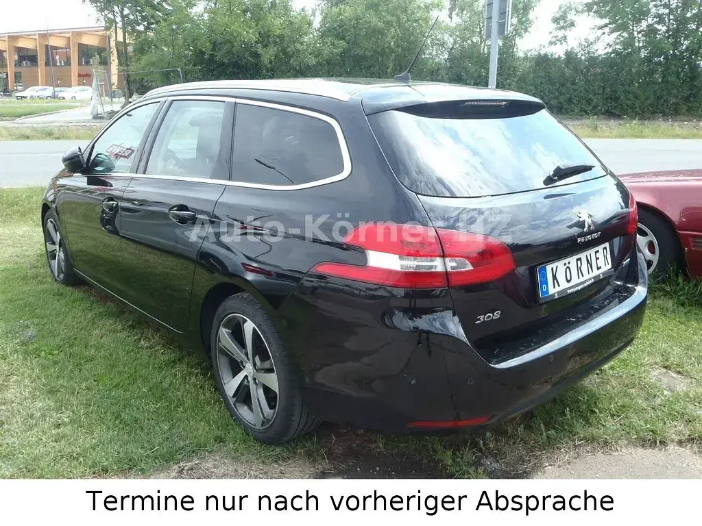 Gebraucht Peugeot 308 SW Allure 120 PS (88 kW) 2016 Schwarz Kombi