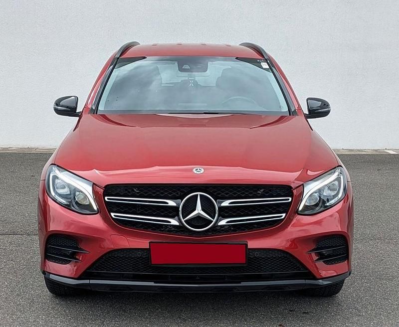 Gebraucht Mercedes GLC250 AMG 204 PS (150 kW) 2017 Rot SUV