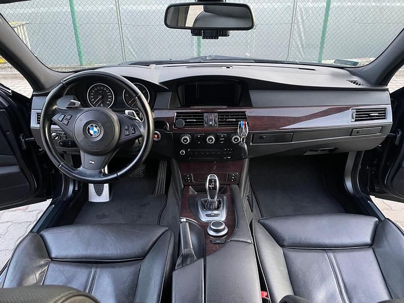 Schwarz Gebraucht 2008 BMW 535 Shadowline Limousine | 17.000 € - Bild 1/4