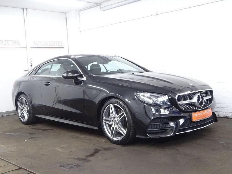Gebraucht Mercedes E200 AMG line 184 PS (135 kW) 2018 Schwarz Coupé