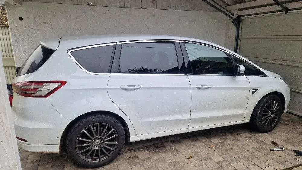 Używany Ford S-MAX Titanium 190 KM (139 kW) 2019 Biały Minivan