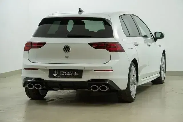 Gebraucht VW Golf VIII R 320 PS (235 kW) 2021 Weiß Limousine