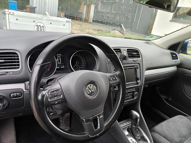 Blau Gebraucht 2011 VW Golf VI Highline Kombi | 4.300 € (Guter Preis) - Bild 1/4