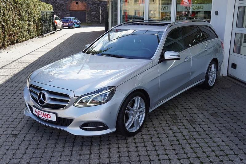 Gebraucht Mercedes E350 Avantgarde 258 PS (189 kW) 2016 Silber Limousine