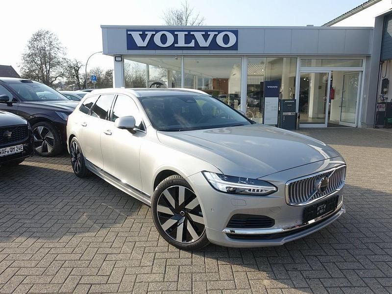 Gebraucht Volvo V90 Plus 398 PS (292 kW) 2025 Silber Kombi