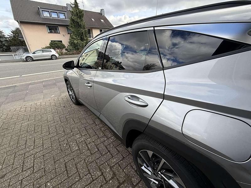 Gebraucht Hyundai Tucson Select 150 PS (110 kW) 2021 Silber SUV