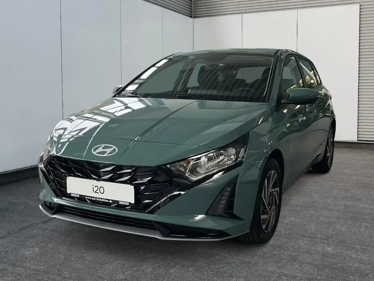 Gebraucht Hyundai i20 Trend 101 PS (74 kW) 2025 Kleinwagen