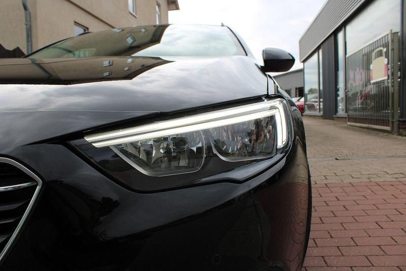 Gebraucht Opel Insignia 136 PS (100 kW) 2018 Schwarz Kombi
