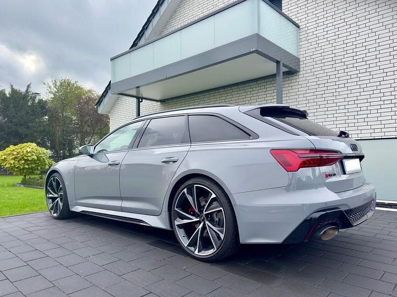 Gebraucht Audi RS6 Ambiente 600 PS (441 kW) 2023 Grau Kombi