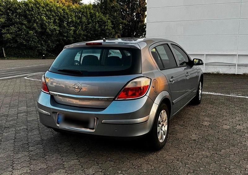 Gebraucht Opel Astra 2005 Grau Kleinwagen
