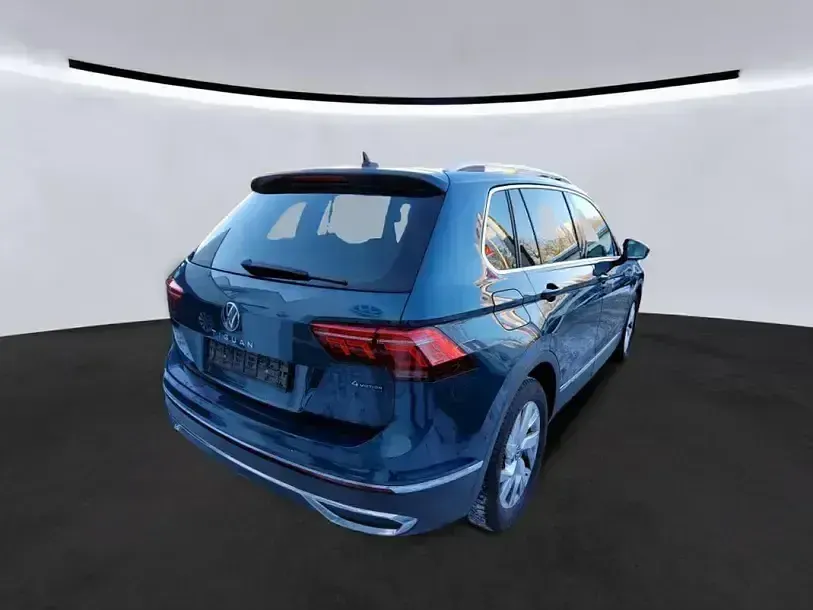 Gebraucht VW Tiguan Elegance 200 PS (147 kW) 2021 Blau SUV