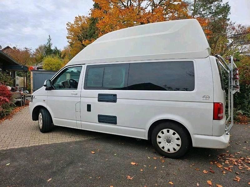 Używany VW Caravelle 140 KM (102 kW) 2011 Biały Van