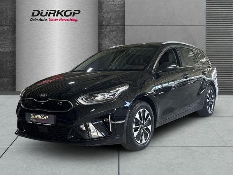 Gebraucht Kia Ceed Spirit 105 PS (77 kW) 2020 (1k) zilinaschwarz met. (metallic) Kleinwagen