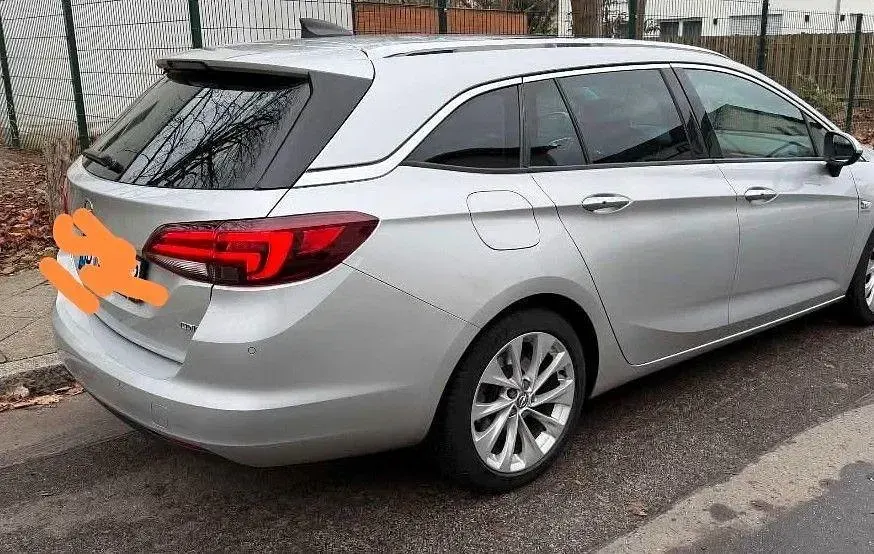 Gebraucht Opel Astra Edition 150 PS (110 kW) 2016 Grau Kombi