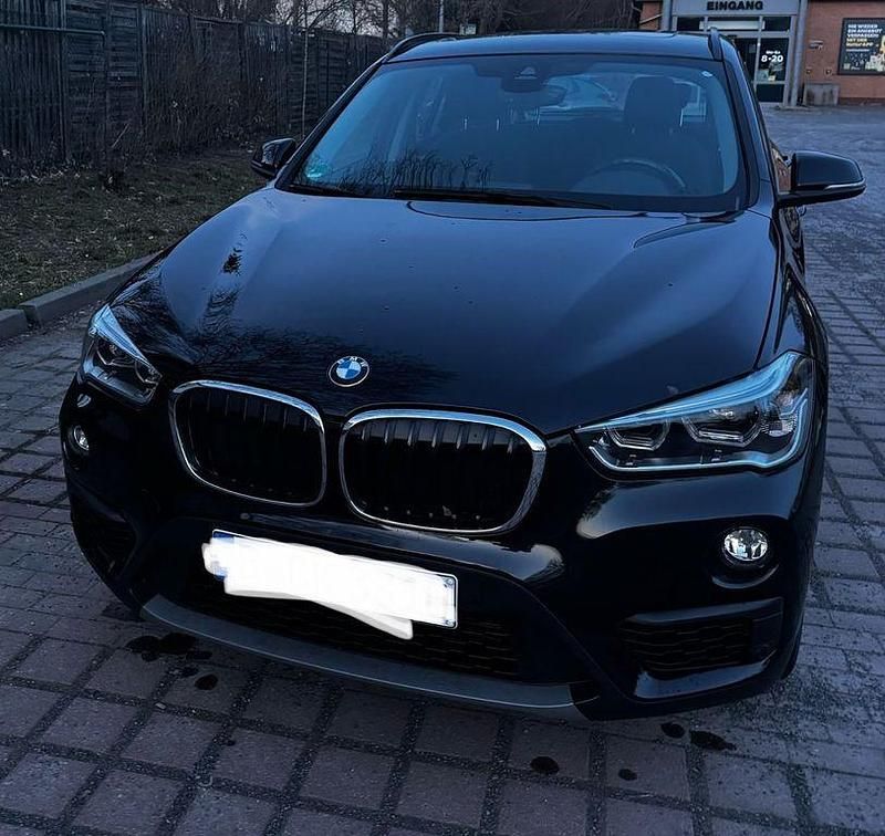 Gebraucht BMW X1 Advantage 140 PS (102 kW) 2017 Schwarz SUV