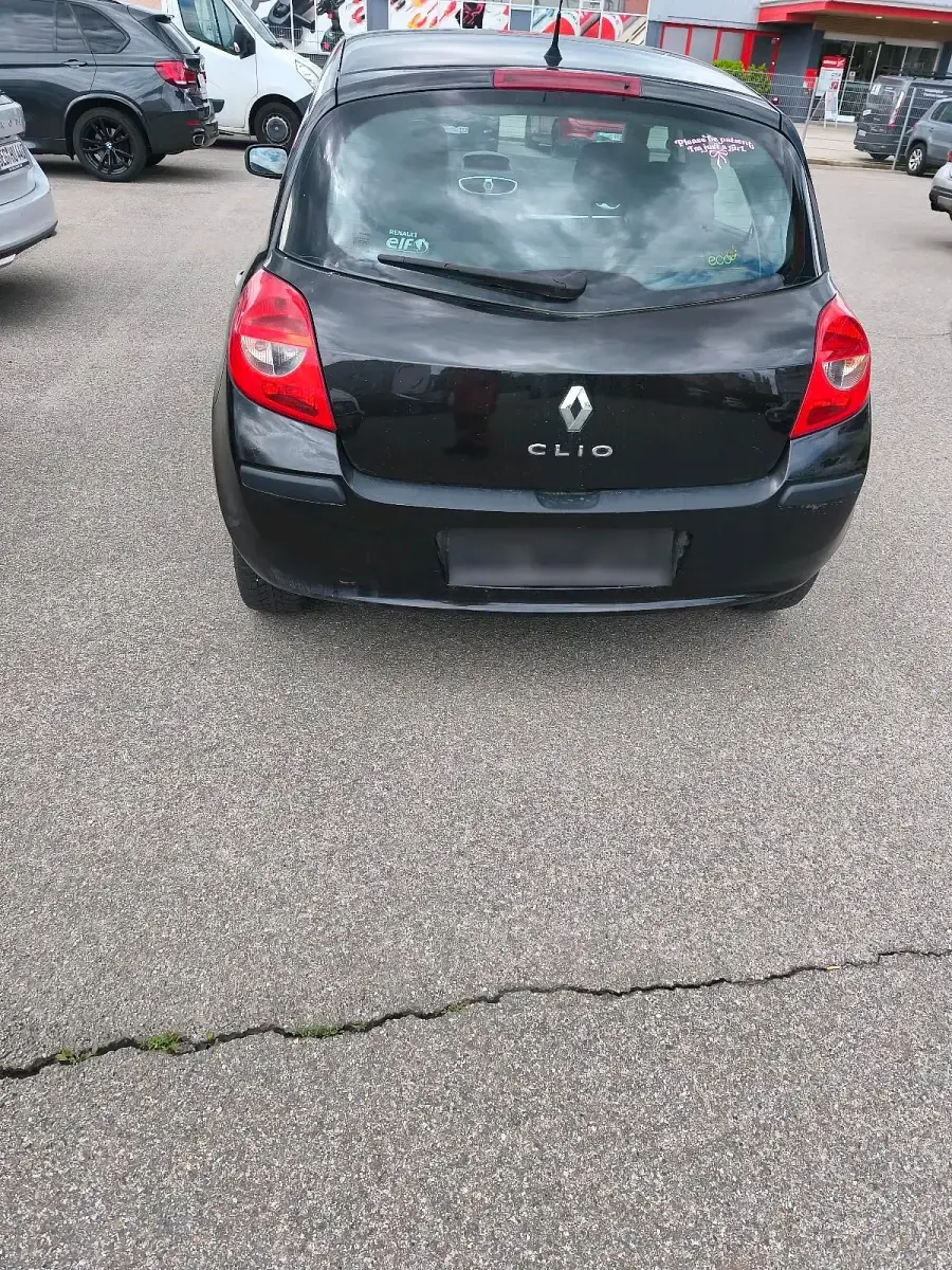 Gebraucht Renault Clio 85 PS (62 kW) 2007 Schwarz Kleinwagen
