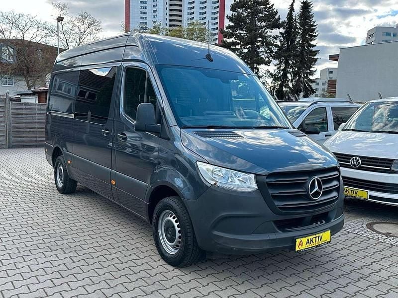 Tenoritgrau metallic Gebraucht 2020 Mercedes Sprinter Van | 31.490 € (Fairer Preis) - Bild 1/4
