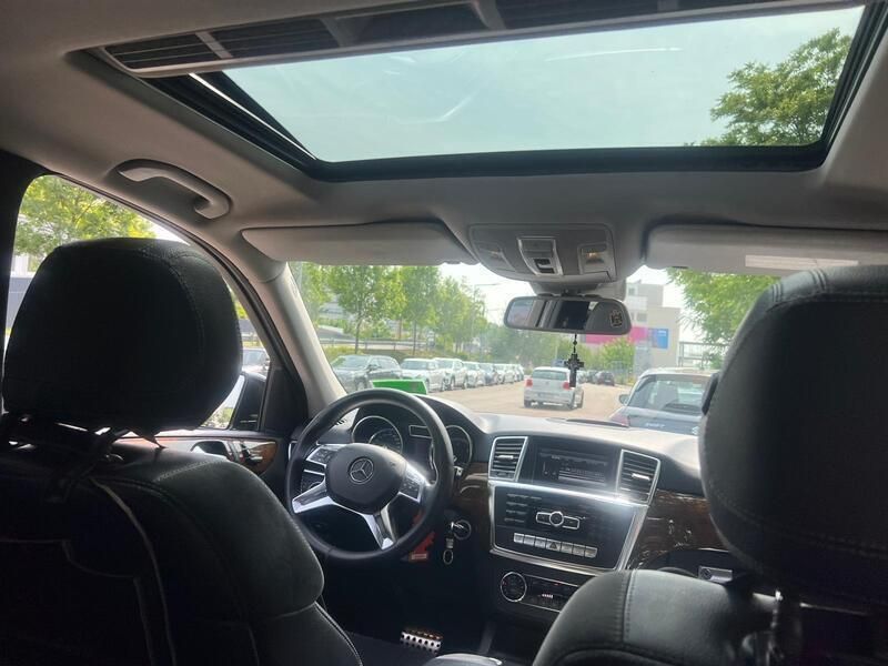 Schwarz Gebraucht 2013 Mercedes ML350 SUV | 16.999 € - Bild 1/4