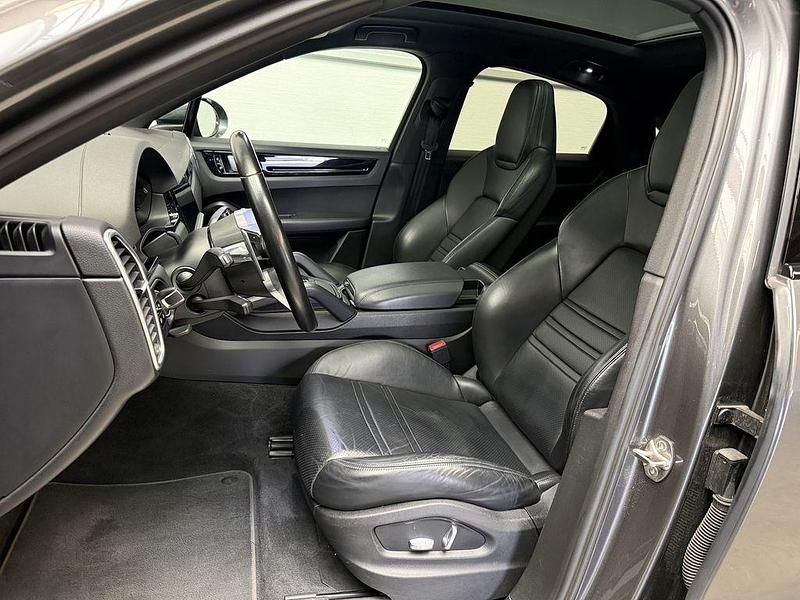 Gebraucht Porsche Cayenne Coupe 340 PS (250 kW) 2020 Grau SUV