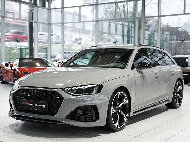 Second-hand Audi RS4 Advanced 451 CP (331 kW) 2023 Gri Break