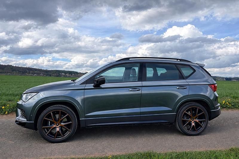 Usata Cupra Ateca 300 CV (220 kW) 2020 Grigio SUV