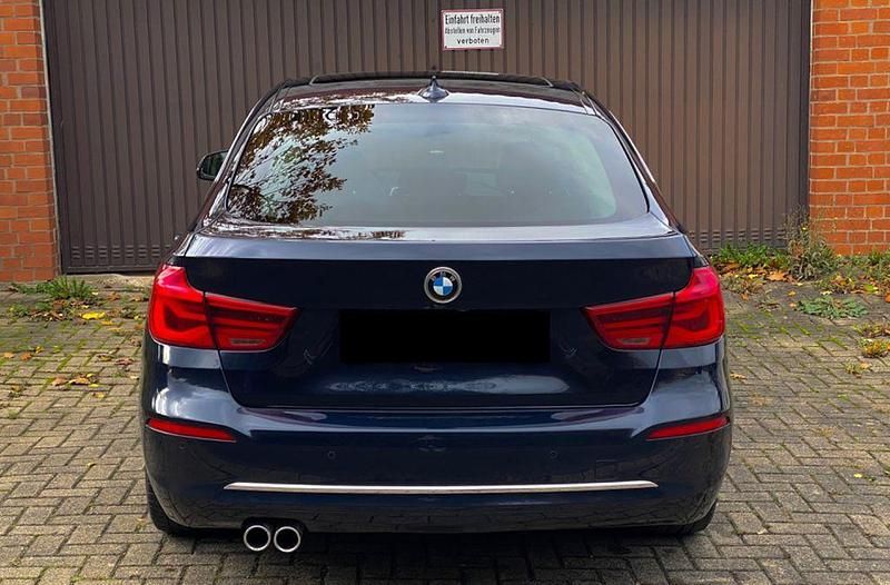 Gebraucht BMW 335 Gran Turismo Luxury Line 313 PS (230 kW) 2017 Blau Limousine