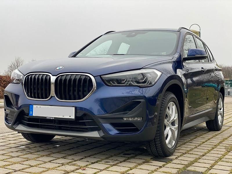 Blau Gebraucht 2020 BMW X1 Advantage SUV | 21.299 € (Fairer Preis) - Bild 1/4