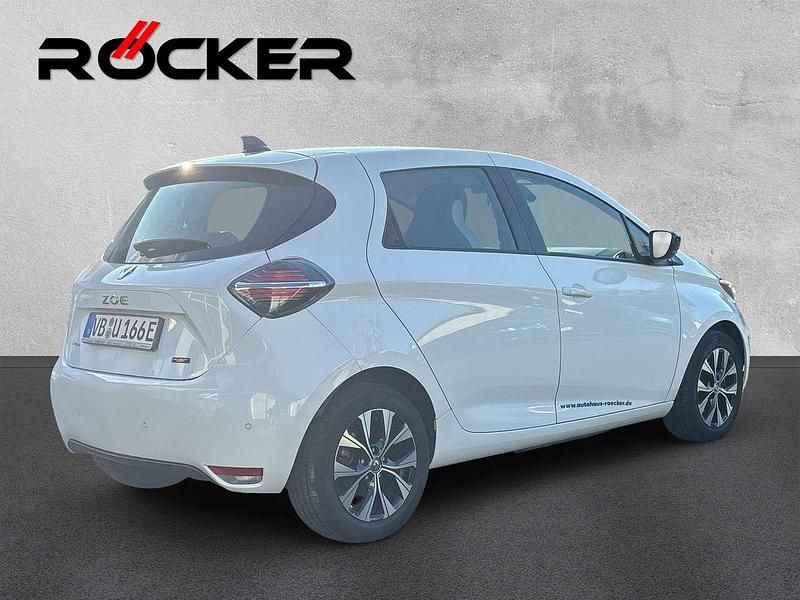 Gebraucht Renault Zoe Evolution 80 kW (110 PS) 2022 Arktisweiß Kleinwagen