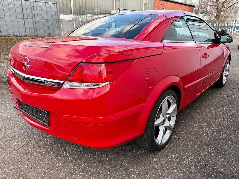 Gebraucht Opel Astra Cabriolet 200 PS (147 kW) 2008 Rot Cabrio