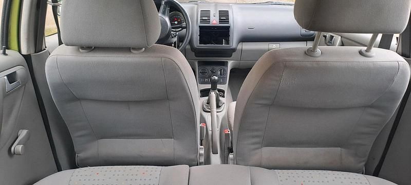 Gebraucht VW Polo Edition 80 PS (58 kW) 2001 Grün Kleinwagen