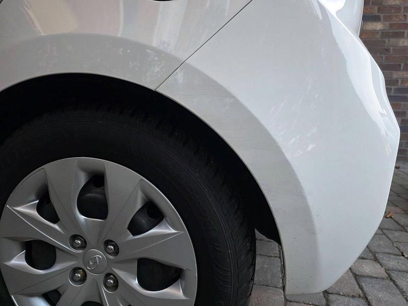 Gebraucht Hyundai i20 Active 75 PS (55 kW) 2019 Weiß Kleinwagen