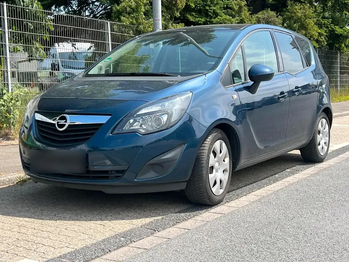Gebraucht Opel Meriva 140 PS (102 kW) 2013 Blau Van / Kleinbus