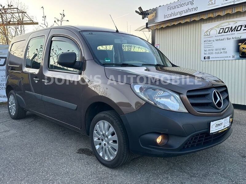 Braun Gebraucht 2014 Mercedes Citan 111 Van / Kleinbus | 7.990 € (Guter Preis) - Bild 1/4