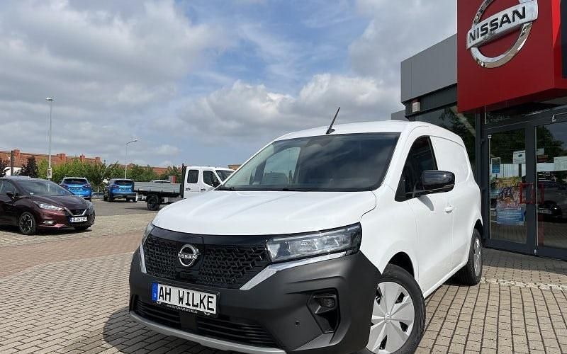Mineral white (s) Gebraucht 2023 Nissan Townstar N-Connecta Van / Kleinbus | 34.990 € - Bild 1/4
